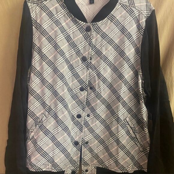 Torrid BLACK PLAID TWILL BOMBER‎ JACKET - Picture 5 of 6